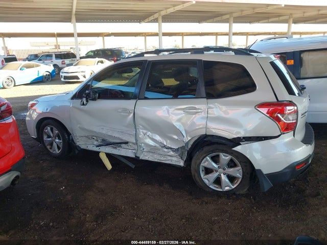 Subaru Forester 2.5i Premium 2015 JF2SJADC3FG809901 Image 14