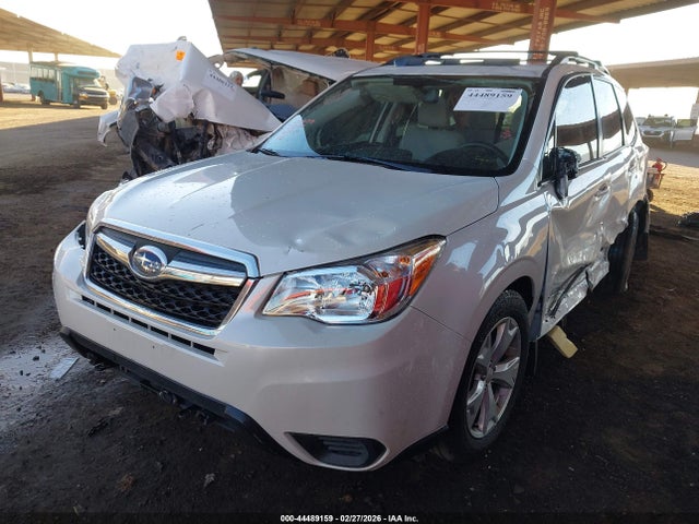 Subaru Forester 2.5i Premium 2015 JF2SJADC3FG809901 Image 2