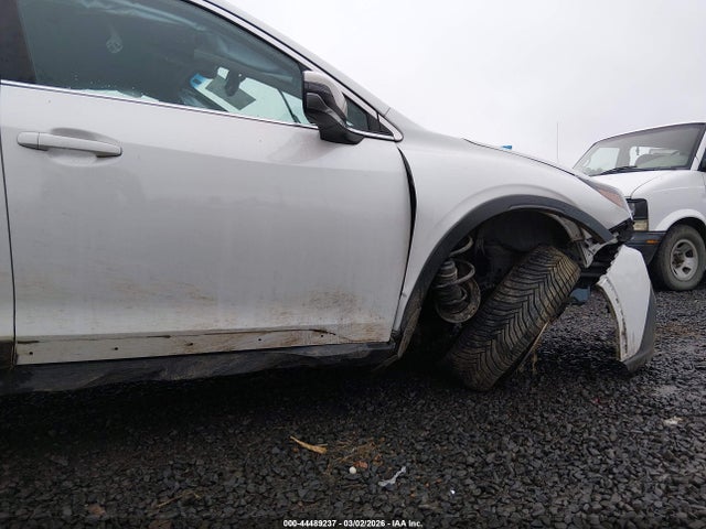 4S4BTACC9N3161802 Subaru Outback Premium