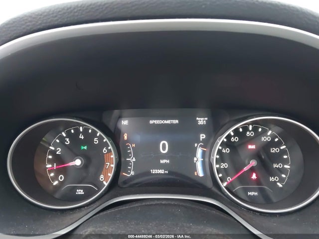 3C4NJCBB8HT642869 Jeep New Compass Latitude Fwd