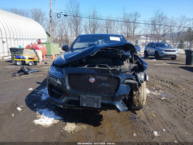 2017 JAGUAR F-PACE SADCL2BV7HA499835 Photo 5