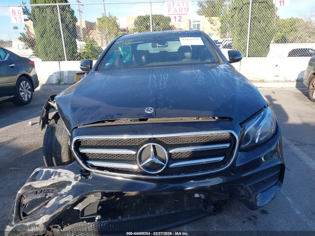 WDDZF4JB4KA488482 Mercedes-Benz E 300