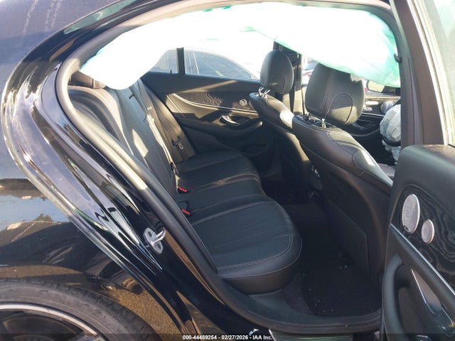 WDDZF4JB4KA488482 Mercedes-Benz E 300