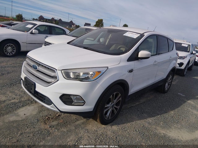 Ford ESCAPE SE 2019 1FMCU0GD7KUB31363 Image 2