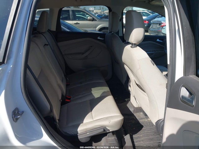 Ford ESCAPE SE 2019 1FMCU0GD7KUB31363 Image 8