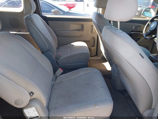 KNDMA5C15H6282855 KIA Sedona L