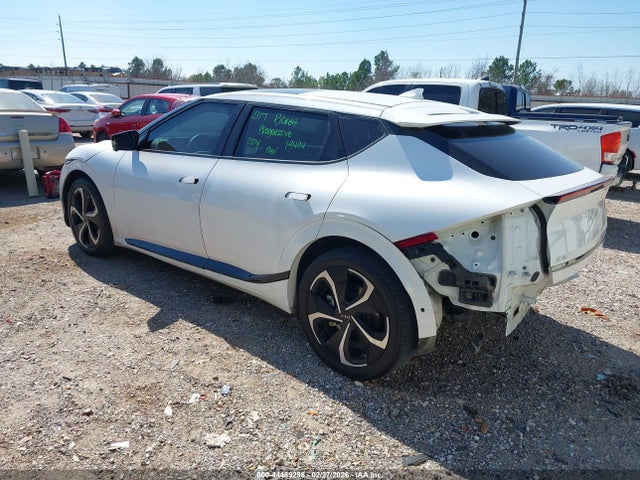 2023 KIA EV6 KNDC4DLC3P5122220 Photo 2