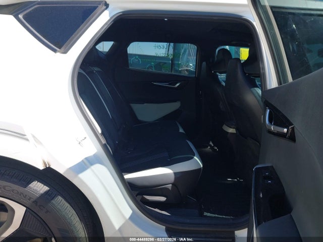 2023 KIA EV6 KNDC4DLC3P5122220 Photo 7