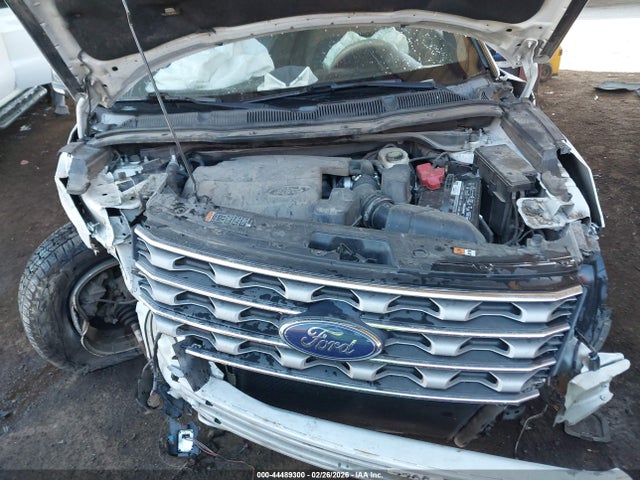 Ford EXPLORER XLT 2016 1FM5K8D80GGB55515 Image 10