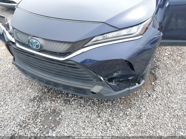 Toyota VENZA LE 2021 JTEAAAAH4MJ023482 Image 17