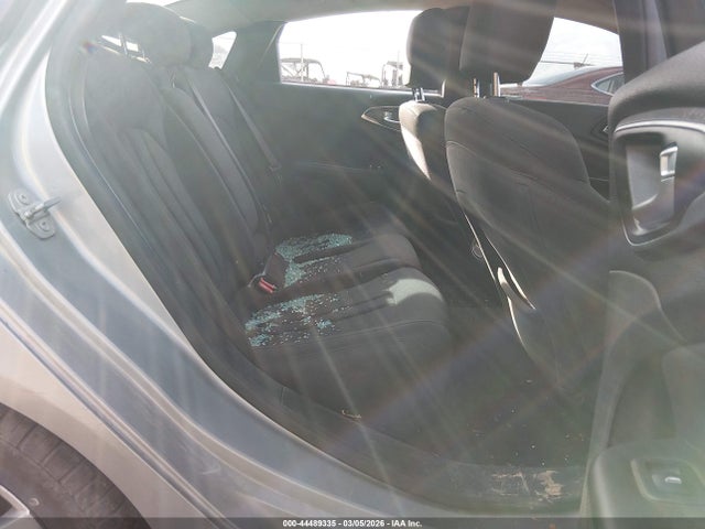 2015 Chrysler 200 Limited მანქანა იყიდება აუქციონზე, vin: 1C3CCCAB3FN754869, აუქციონის ნომერი: 44489335