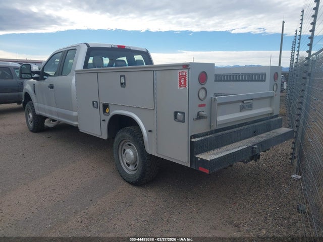 Ford F-250 Xl 2018 1FD7X2B66JEC69854 Image 3