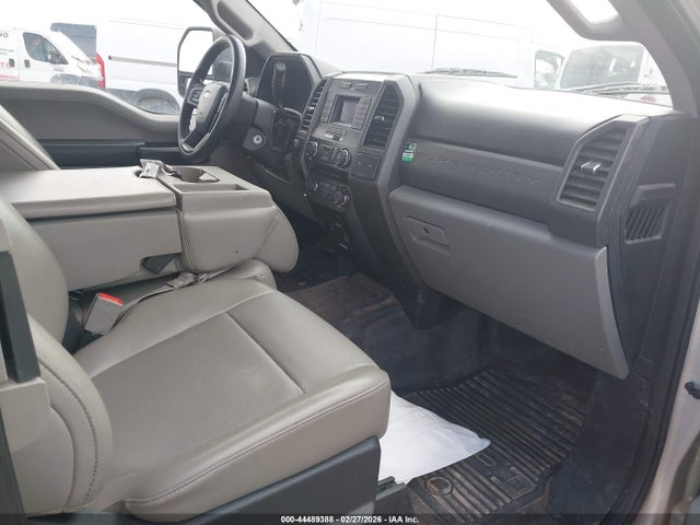 Ford F-250 Xl 2018 1FD7X2B66JEC69854 Image 5