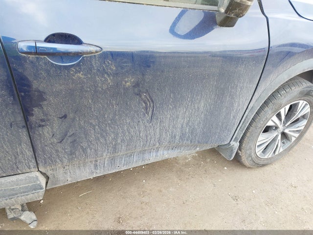 44489403 :رقم المزاد ، 5N1AT3BA7MC743418 vin ، 2021 Nissan Rogue Sv Fwd مزاد بيع
