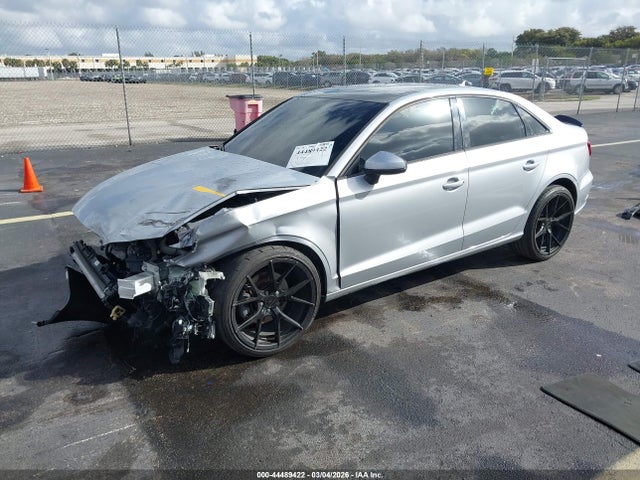 Продаж на аукціоні авто 2018 Audi A3 2.0t Premium/2.0t Tech Premium, vin: WAUAUGFF3J1091822, номер лоту: 44489422
