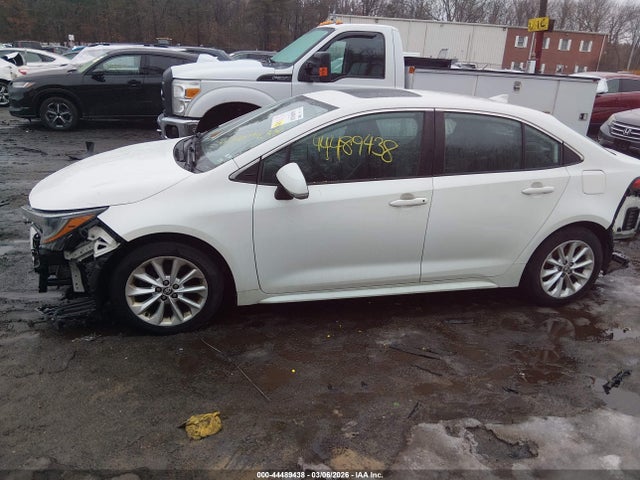 Продажа на аукционе авто 2021 Toyota Corolla Xle, vin: 5YFFPMAE2MP190290, номер лота: 44489438
