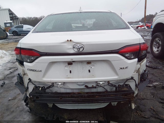 Продажа на аукционе авто 2021 Toyota Corolla Xle, vin: 5YFFPMAE2MP190290, номер лота: 44489438