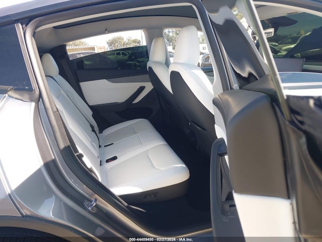 2026 TESLA MODEL Y 7SAYGDED2TF523806 Photo 7