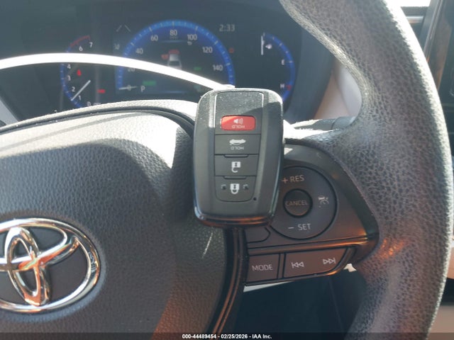 Toyota Corolla Hybrid Le 2022 JTDEAMDE4N3006065 Image 11