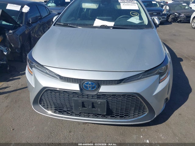 Toyota Corolla Hybrid Le 2022 JTDEAMDE4N3006065 Image 12