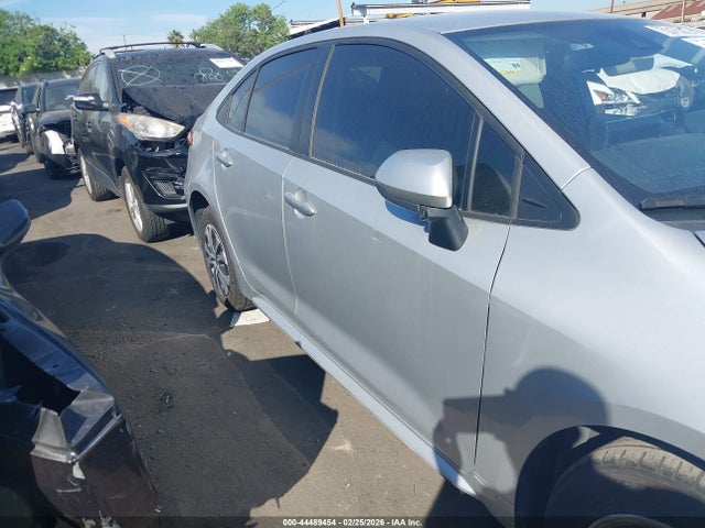 Toyota Corolla Hybrid Le 2022 JTDEAMDE4N3006065 Image 13