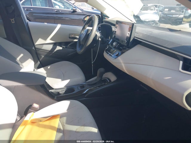 Toyota Corolla Hybrid Le 2022 JTDEAMDE4N3006065 Image 5