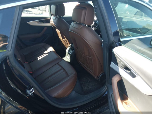 44489468 :رقم المزاد ، WAUFNCF58JA049620 vin ، 2018 Audi A5 2.0t Premium مزاد بيع
