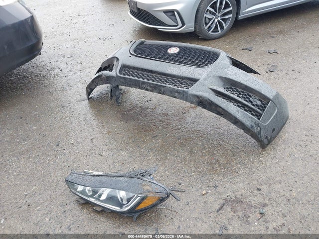 SAJAL4BV1HA966084 Jaguar Xe 35t R-sport