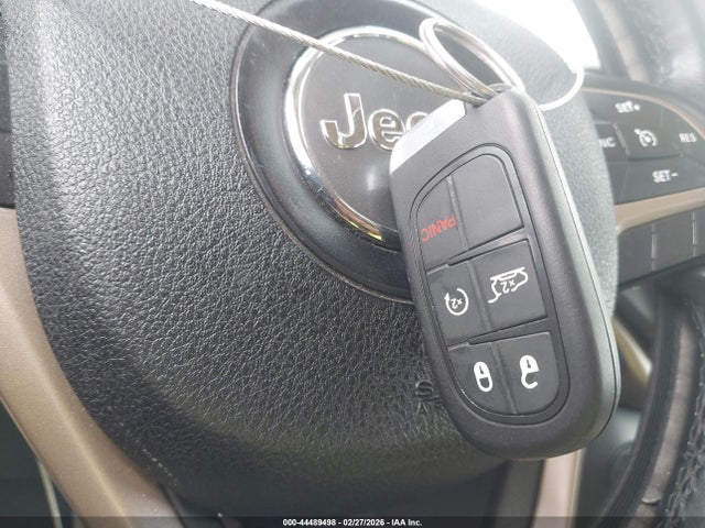 2016 Jeep Cherokee 75th Anniversary მანქანა იყიდება აუქციონზე, vin: 1C4PJLCB7GW256640, აუქციონის ნომერი: 44489498