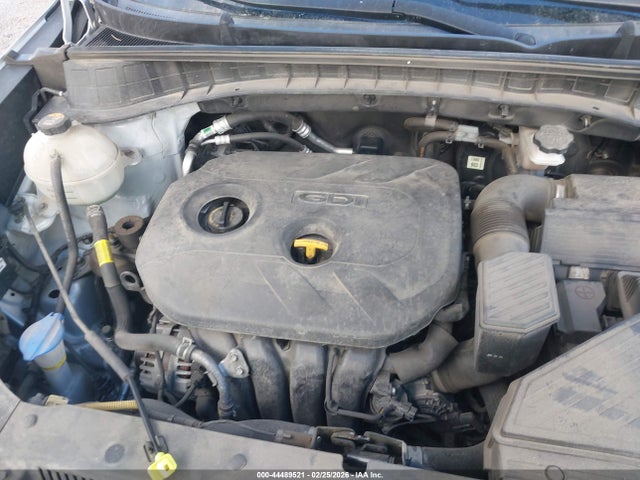 KM8J2CA47KU998382 Hyundai TUCSON SE