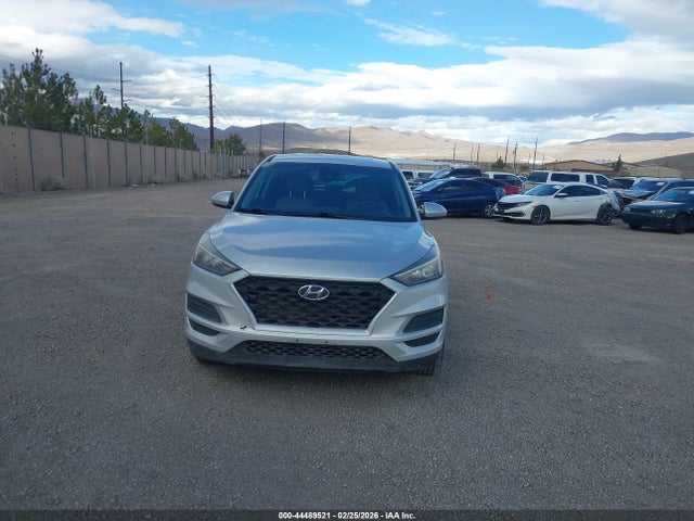 KM8J2CA47KU998382 Hyundai TUCSON SE