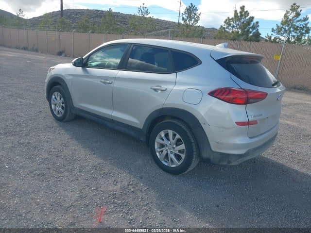 KM8J2CA47KU998382 Hyundai TUCSON SE