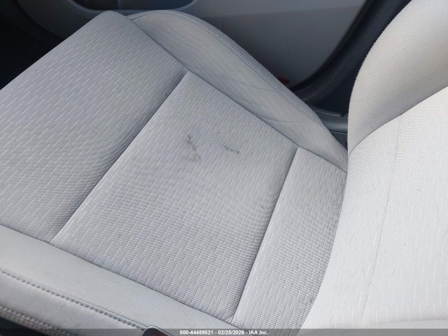KM8J2CA47KU998382 Hyundai TUCSON SE