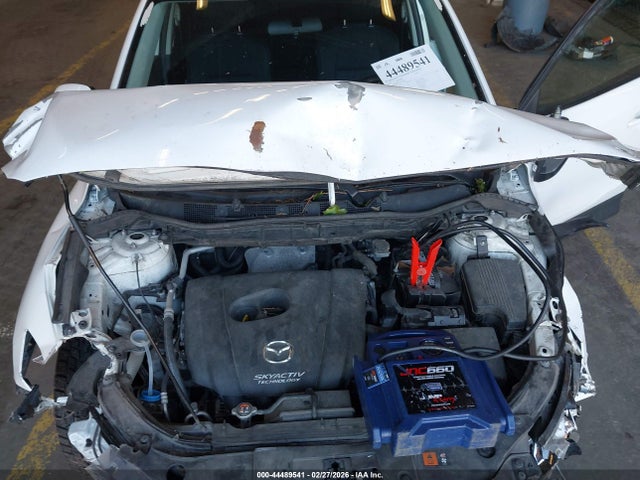 JM3KE4CY9G0611004 Mazda Cx-5 Touring