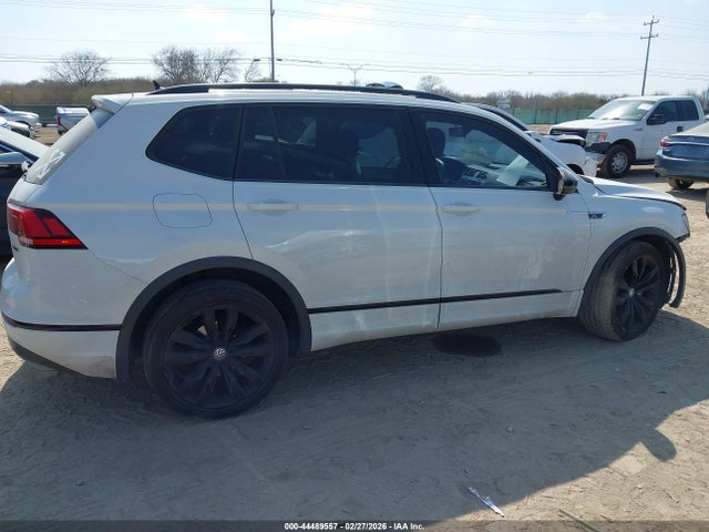 Продажа на аукционе авто 2021 Volkswagen Tiguan 2.0t Se/2.0t Se R-line Black/2.0t Sel, vin: 3VV2B7AX5MM103233, номер лота: 44489557