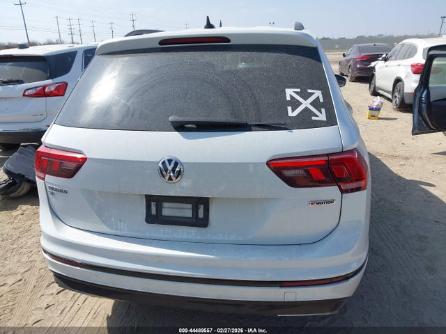 Продажа на аукционе авто 2021 Volkswagen Tiguan 2.0t Se/2.0t Se R-line Black/2.0t Sel, vin: 3VV2B7AX5MM103233, номер лота: 44489557