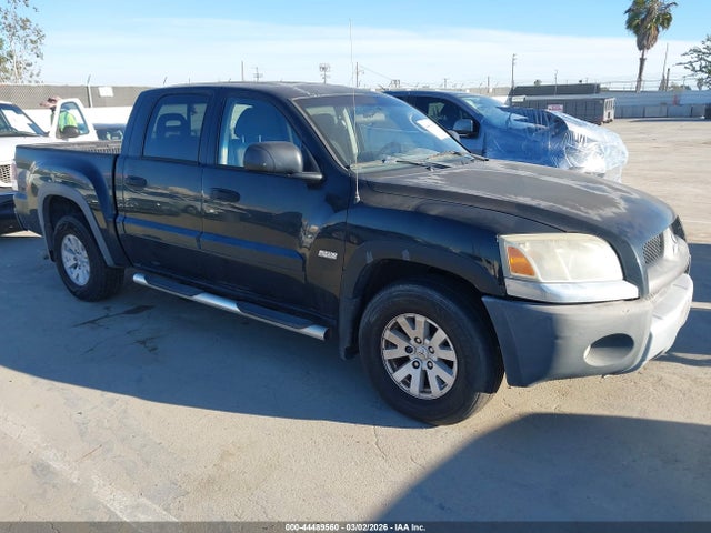 2006 MITSUBISHI RAIDER 1Z7HT38KX6S543049 Photo 0