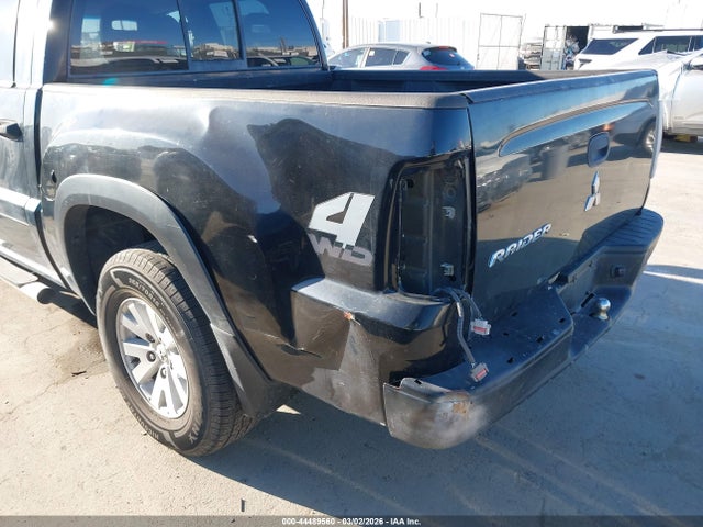 2006 MITSUBISHI RAIDER 1Z7HT38KX6S543049 Photo 5