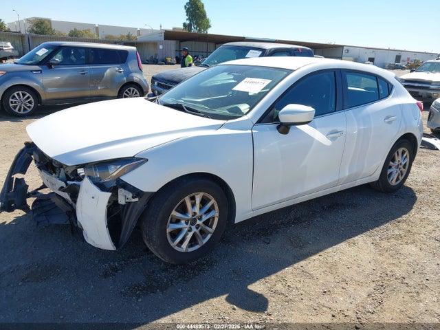 3MZBM1L77FM150105 Mazda Mazda3 I Touring