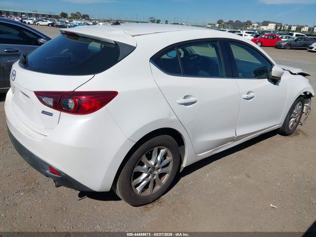 3MZBM1L77FM150105 Mazda Mazda3 I Touring