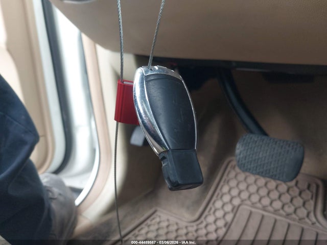 2010 MERCEDES-BENZ GL 550 4JGBF8GEXAA560235 Photo 10