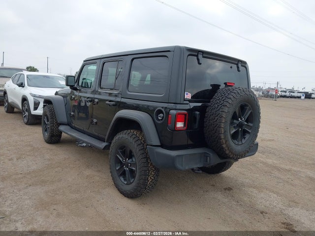 44489612 :رقم المزاد ، 1C4HJXDGXNW163923 vin ، 2022 Jeep Wrangler Unlimited Sport Altitude 4x4 مزاد بيع