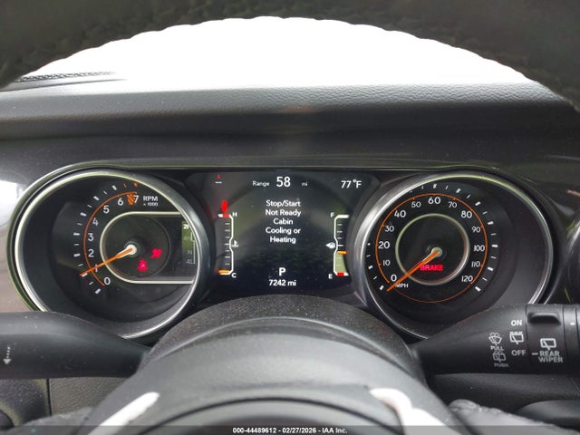 44489612 :رقم المزاد ، 1C4HJXDGXNW163923 vin ، 2022 Jeep Wrangler Unlimited Sport Altitude 4x4 مزاد بيع