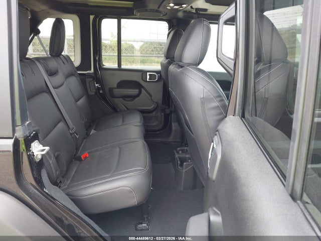 44489612 :رقم المزاد ، 1C4HJXDGXNW163923 vin ، 2022 Jeep Wrangler Unlimited Sport Altitude 4x4 مزاد بيع