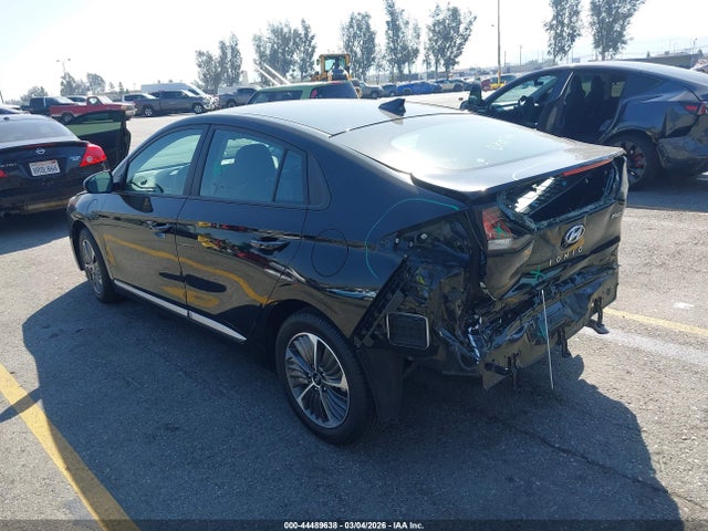 KMHC65LD4MU261214 Hyundai Ioniq Plug-in Hybrid Se