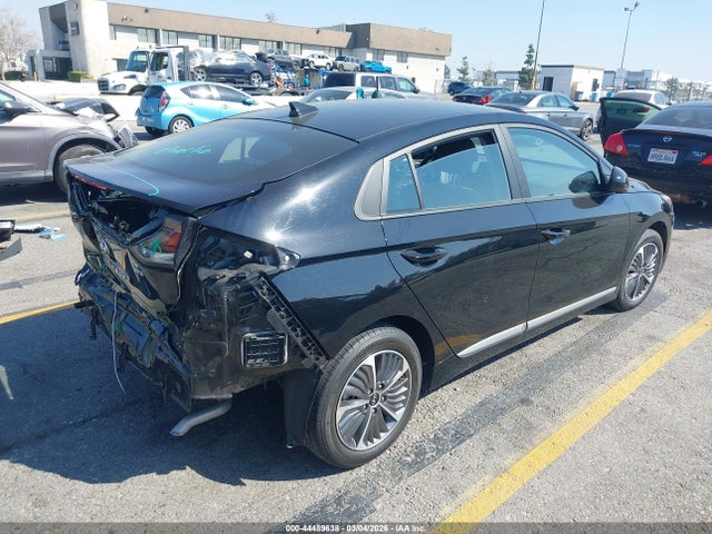 KMHC65LD4MU261214 Hyundai Ioniq Plug-in Hybrid Se