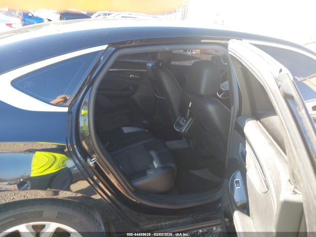 1G11Z5SA5KU138747 Chevrolet IMPALA LT