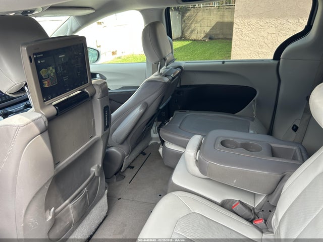 Aukcja sprzedaży 2017 Chrysler Pacifica Touring-l Plus, vin: 2C4RC1EGXHR660719, numer aukcji: 44489649