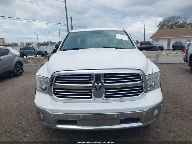 44489655 :رقم المزاد ، 1C6RR6LT1HS556282 vin ، 2017 Ram 1500 Big Horn  4x2 5'7 Box مزاد بيع