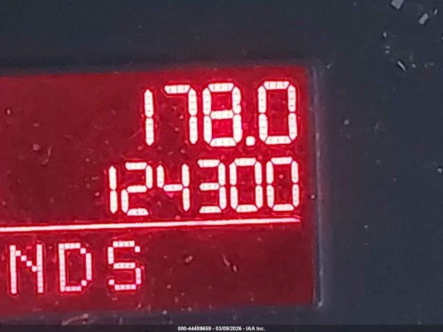 44489659 :رقم المزاد ، 3VWPG3AG5AM009392 vin ، 2010 Volkswagen New Beetle 2.5l مزاد بيع